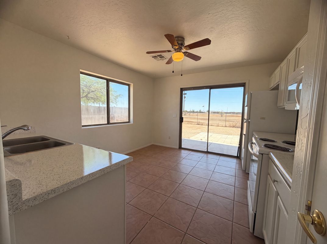 Photo 7 of 16 of 5829 E Preakness Dr, San Tan Valley, AZ
