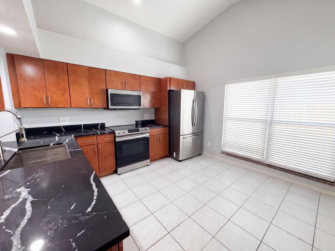 Property photo 2 of 1204 Tiger Wood Ct