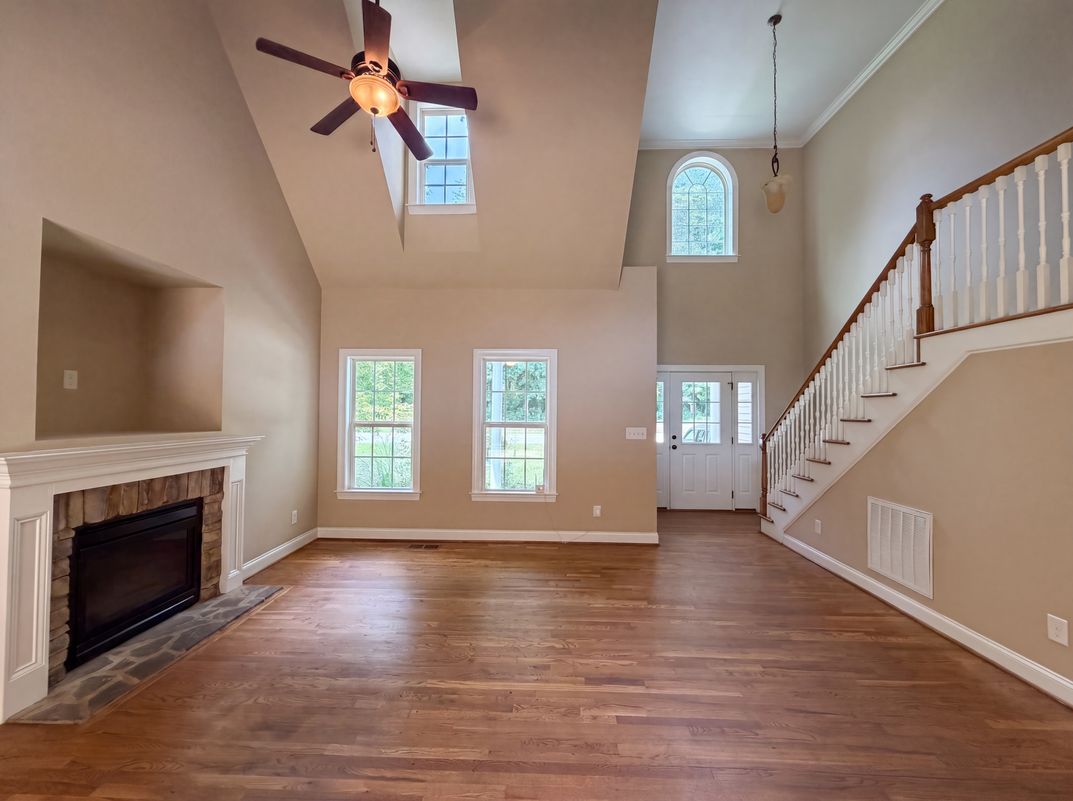 Property photo 3 of 5474 Alamo Dr