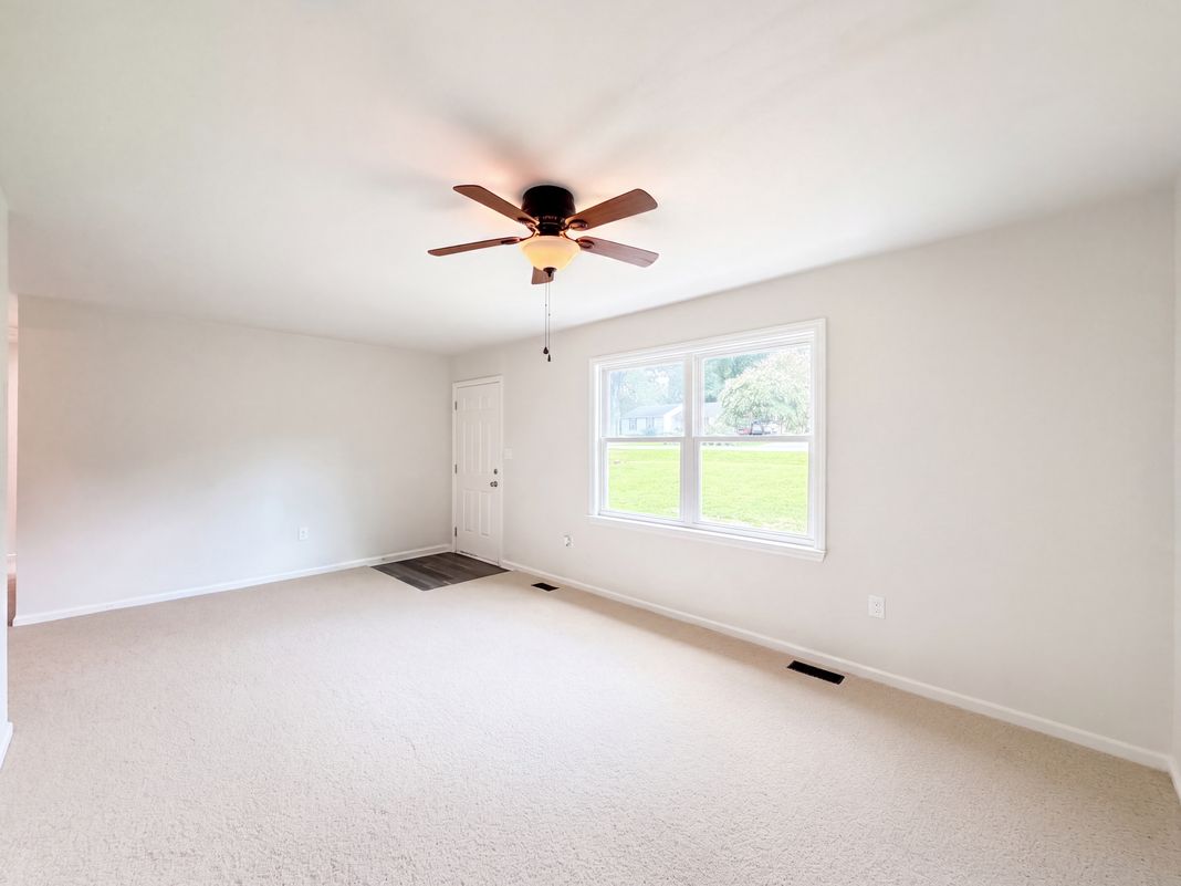 Property photo 3 of 8332 Clear Meadow Ln