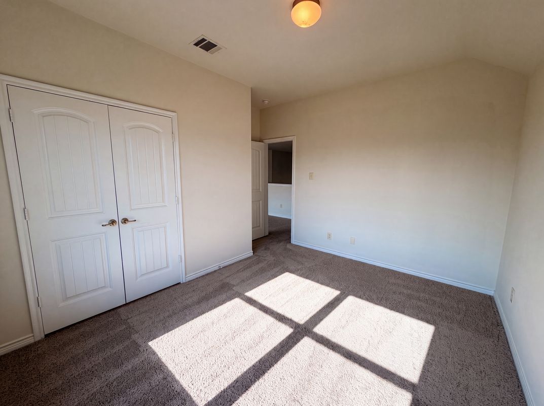 Photo 15 of 22 of 1217 Maverick Ln, Royse City, TX