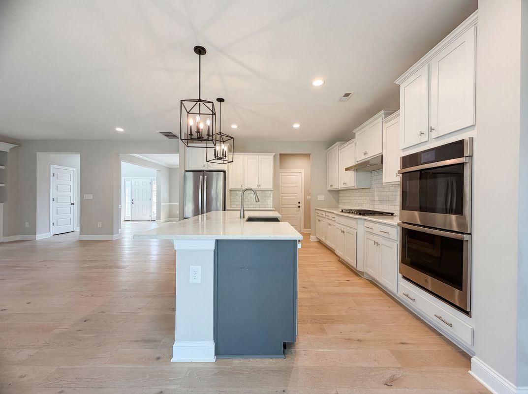 Property photo 2 of 5016 Watercrest Trl