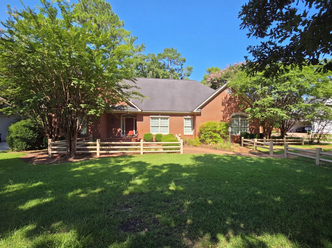 Property photo 1 of 2109 Cumberland Ln