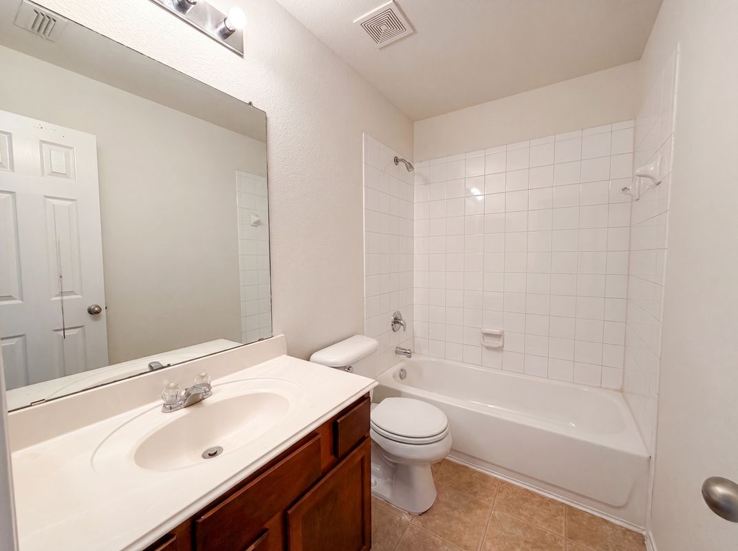 Photo 14 of 16 of 8608 Sagebrush Trl, Crossroads, TX