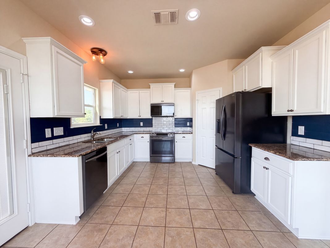 Property photo 2 of 9603 Orion Dr