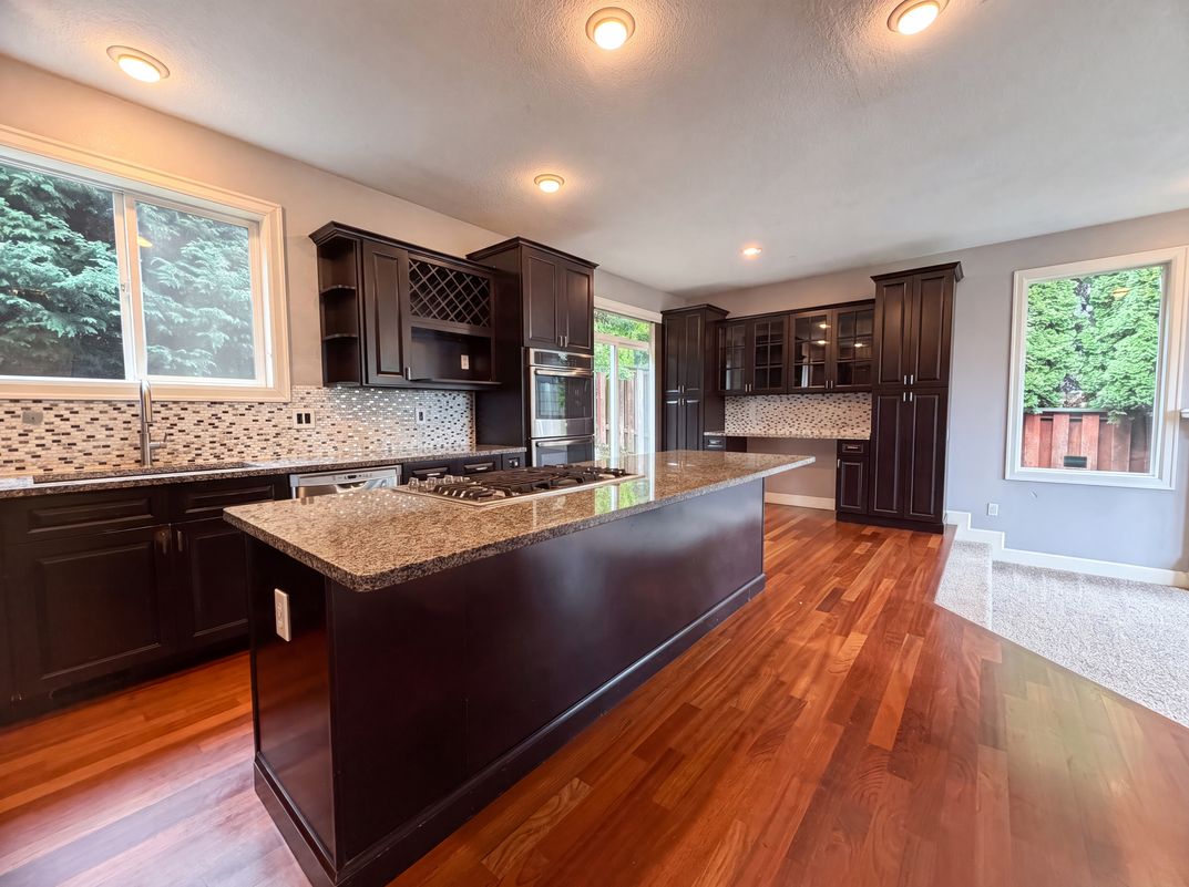 Property photo 2 of 14210 SE Rolling Meadows Dr