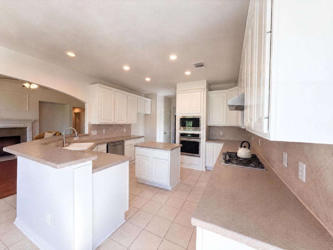 Property photo 2 of 3307 Wolf Ct