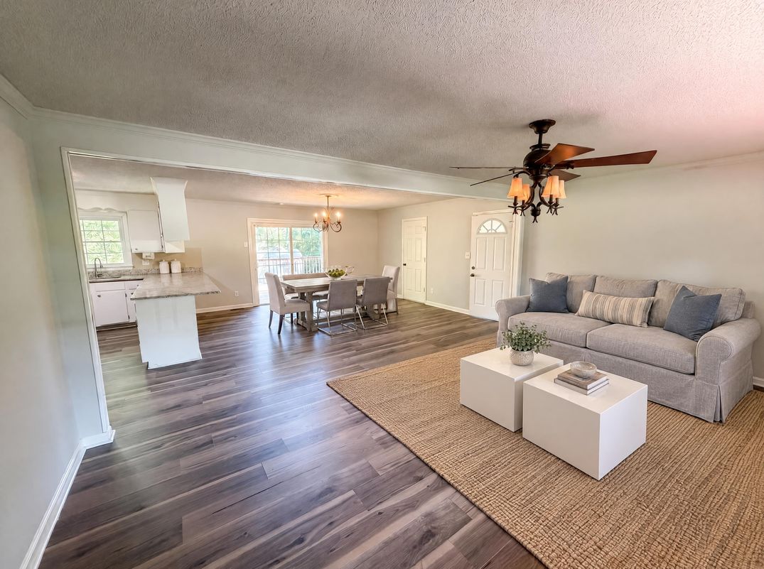 Property photo 3 of 4305 Dawnwood Dr