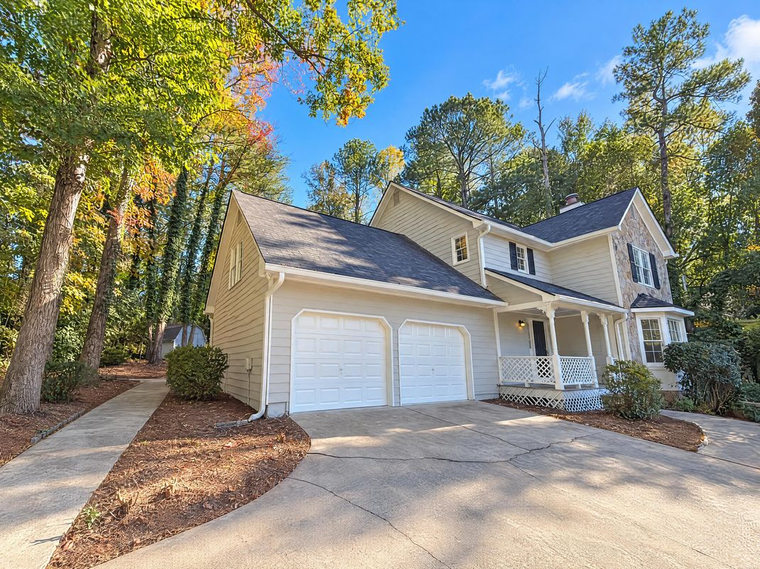 Property photo 1 of 1454 Milford Ct S
