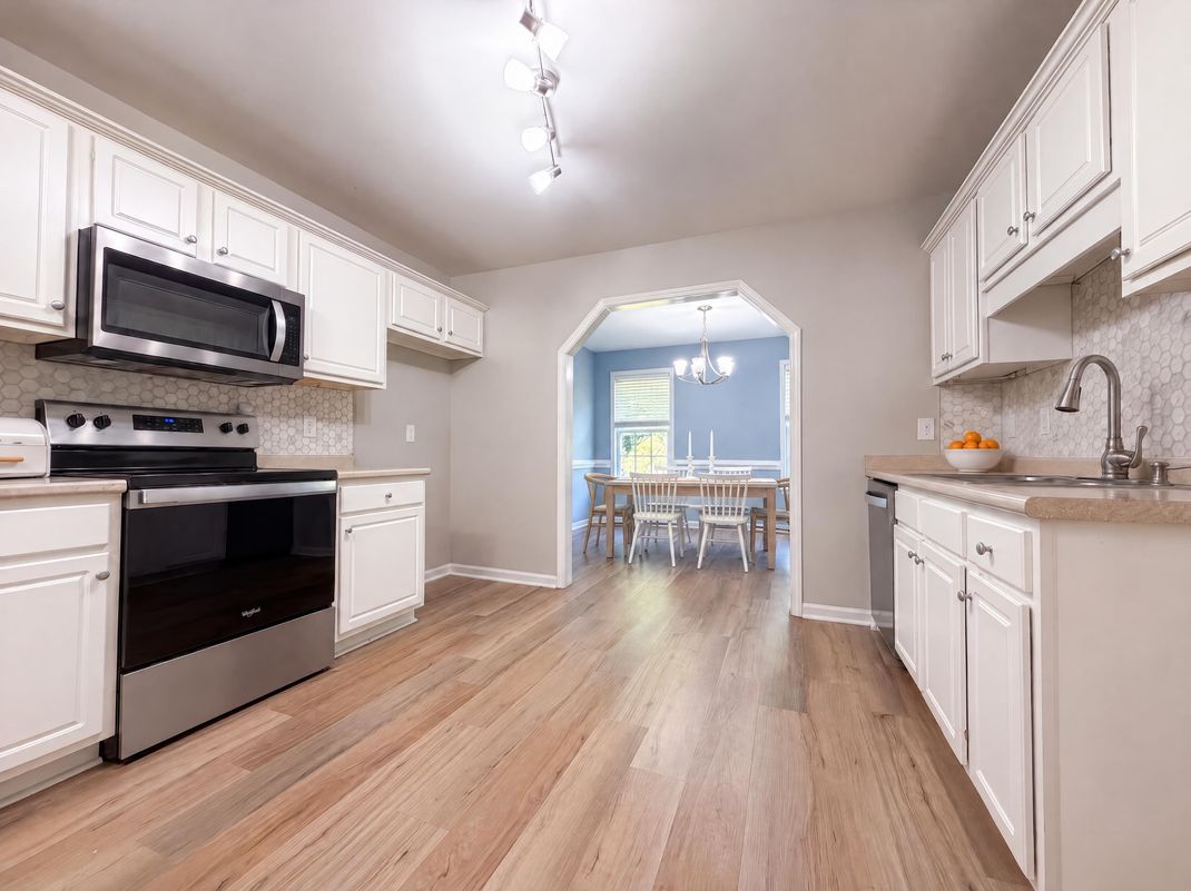 Property photo 2 of 161 Patterdale Pl