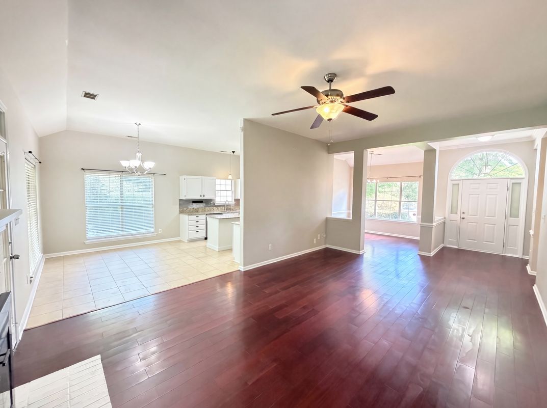 Photo 6 of 17 of 8536 Albury Walk Ln, Charlotte, NC