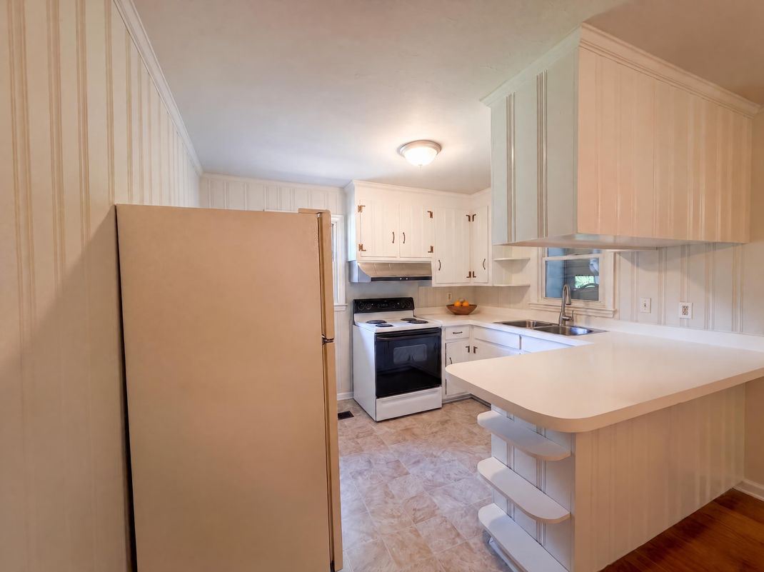 Property photo 2 of 5206 N Sumac Cir