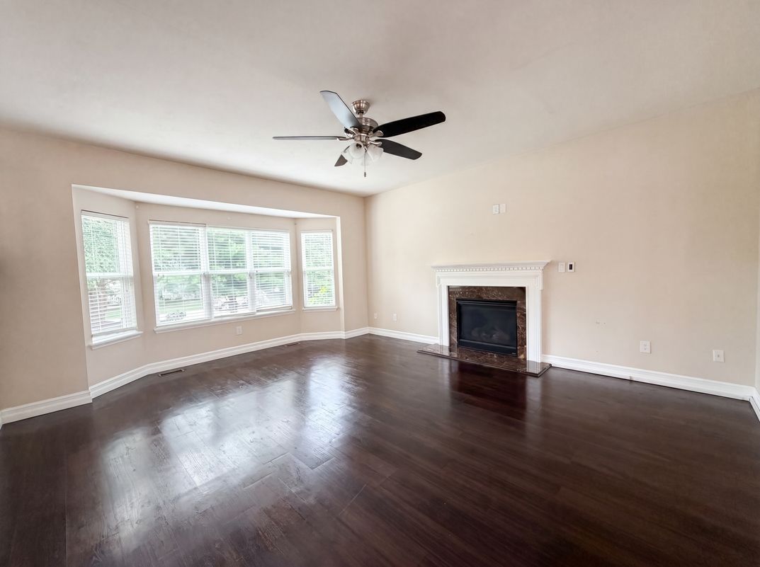 Property photo 3 of 819 Harding St