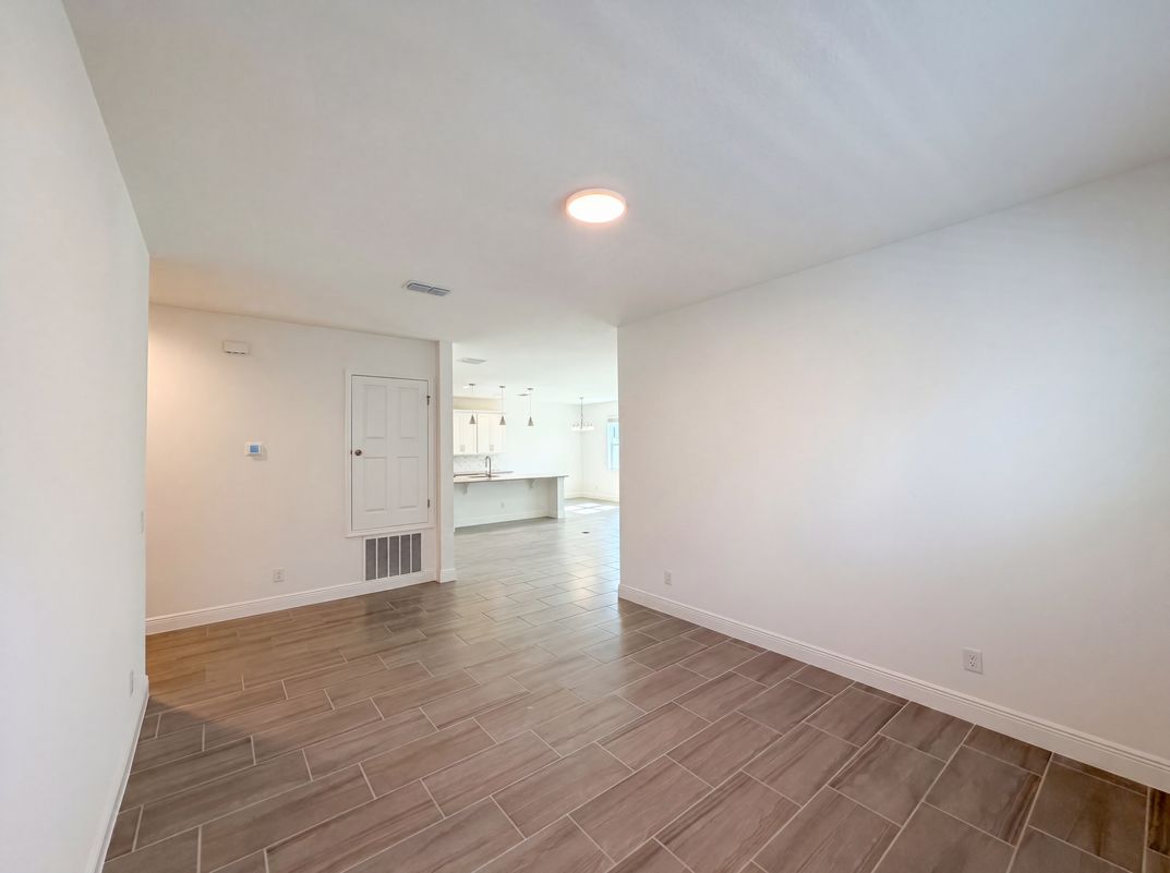 Property photo 3 of 7725 Scicli Way
