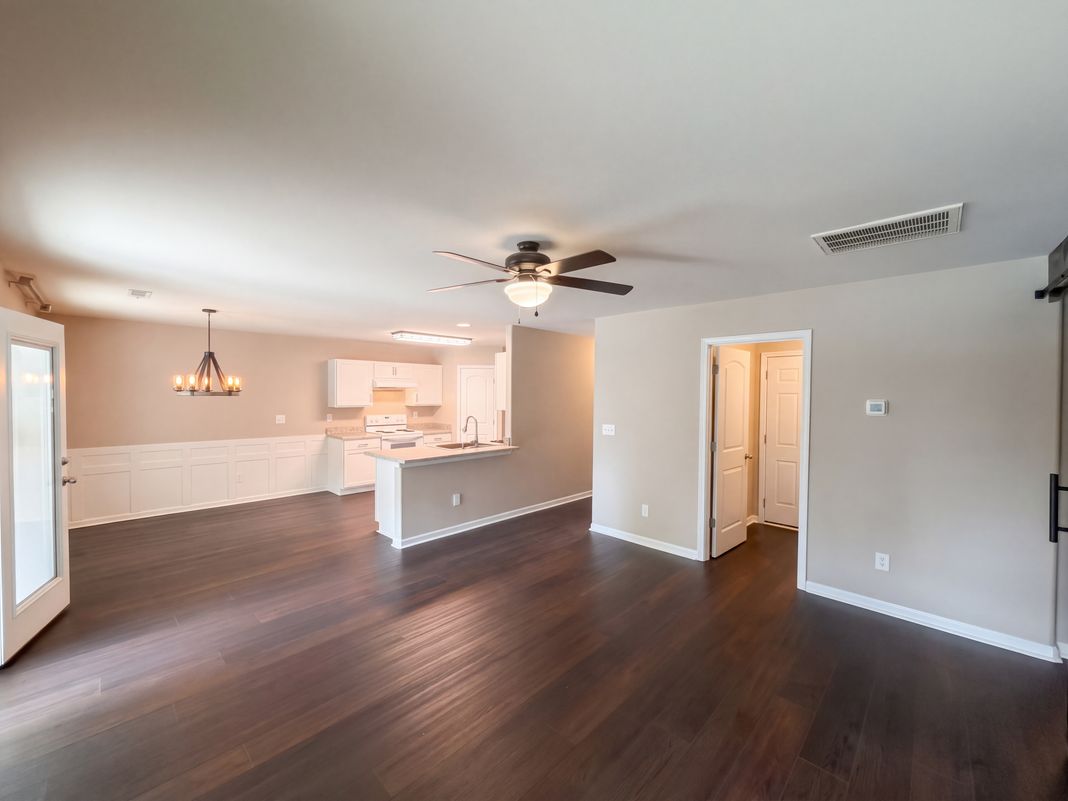 Property photo 3 of 838 Sorrel Ln # 38