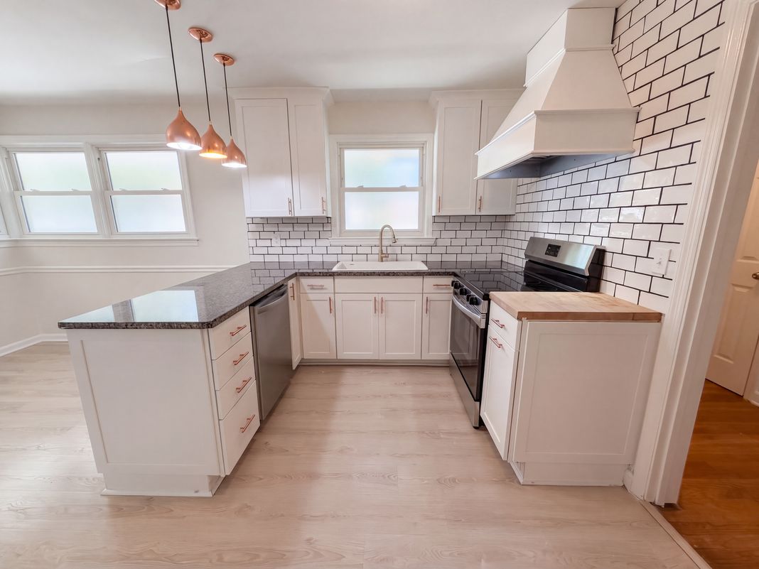 Property photo 3 of 3022 Lindenwood Dr
