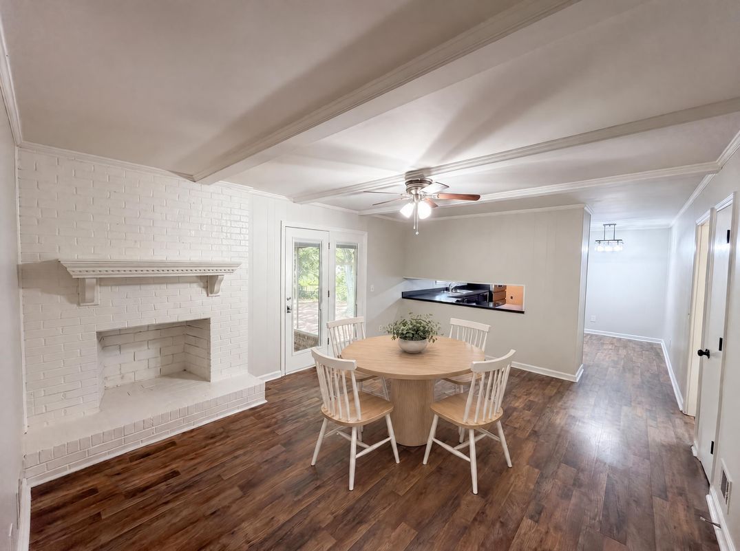 Property photo 3 of 1020 Pisgah Church Rd