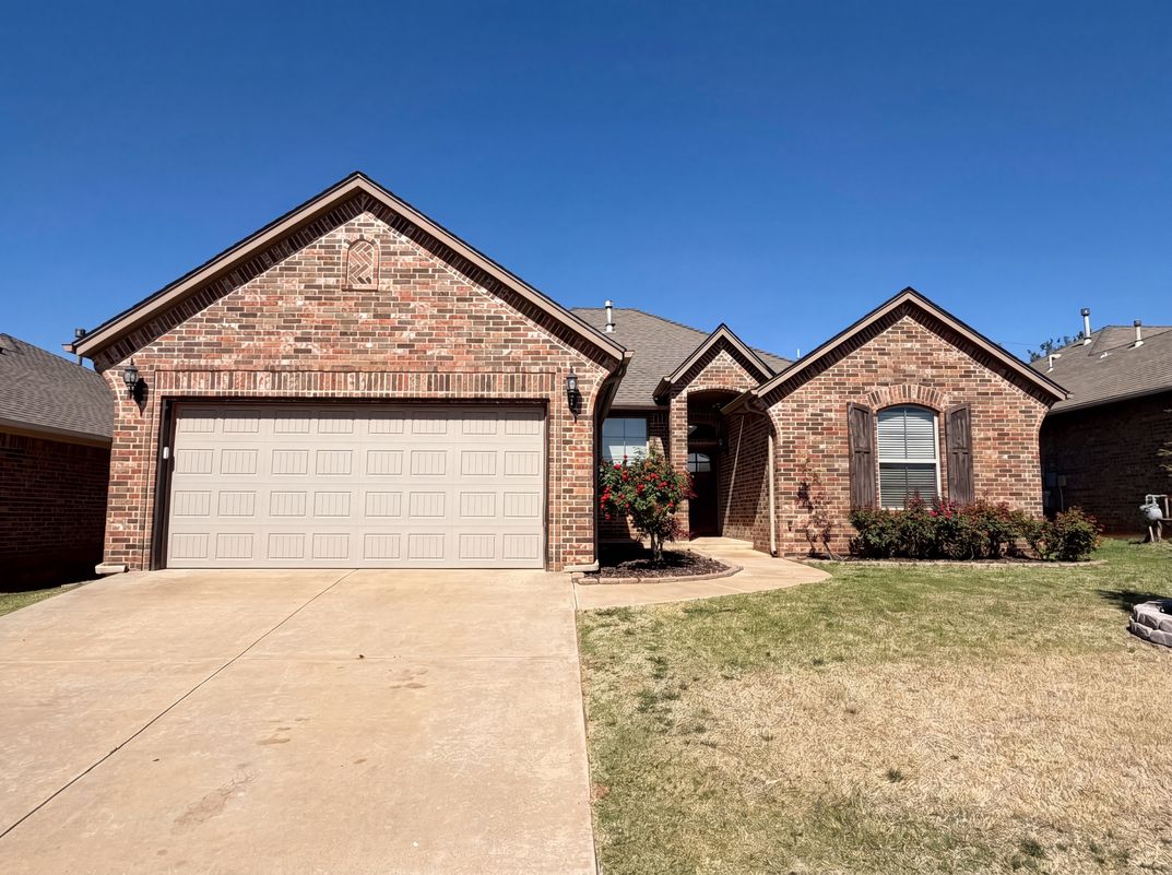 Property photo 1 of 15941 Sky Run Dr