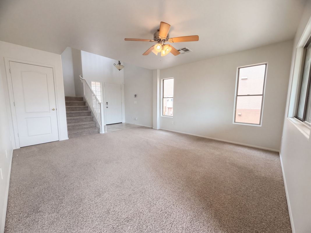 Property photo 3 of 3515 S Adelle
