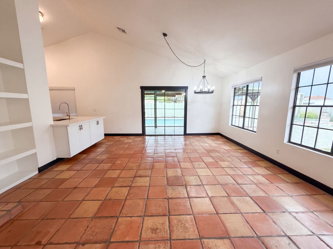 Property photo 3 of 18654 N 45th Ave