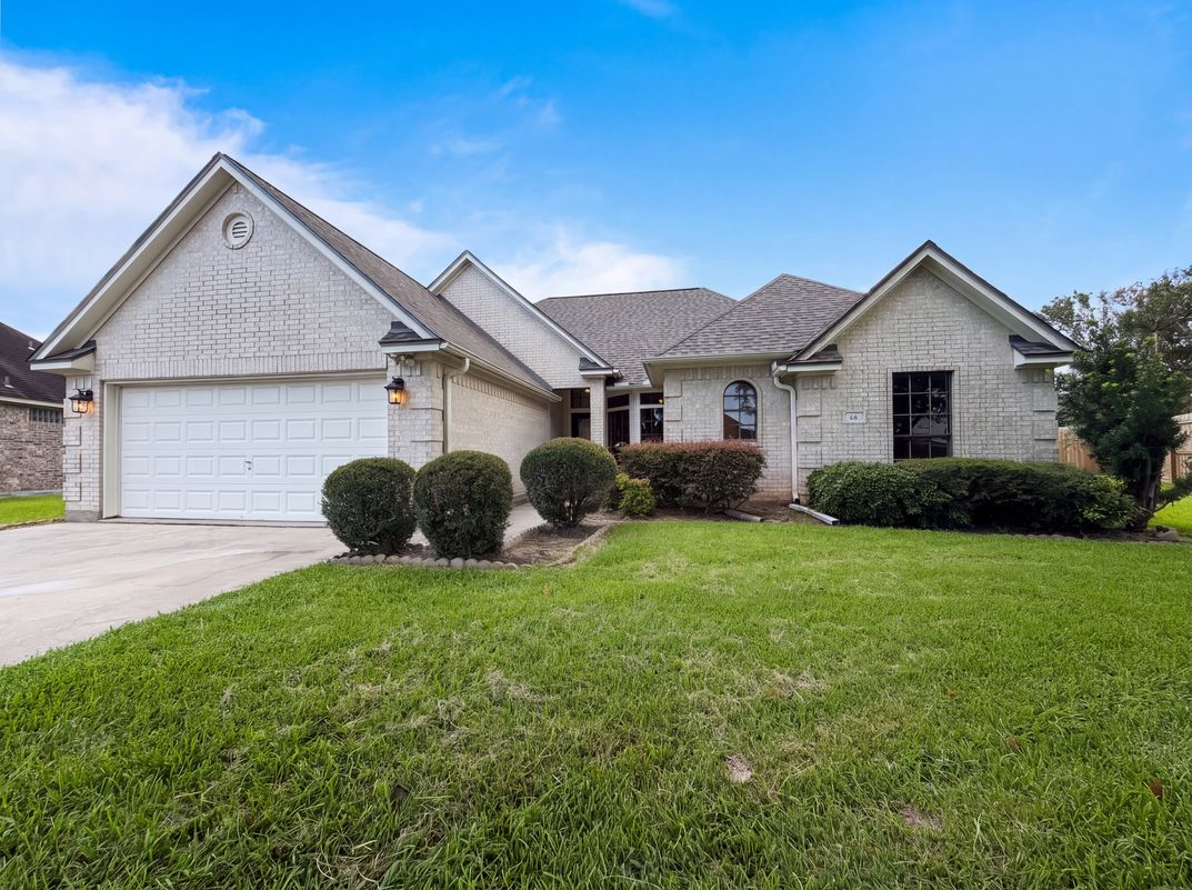Property photo 1 of 66 Tangerine Ct