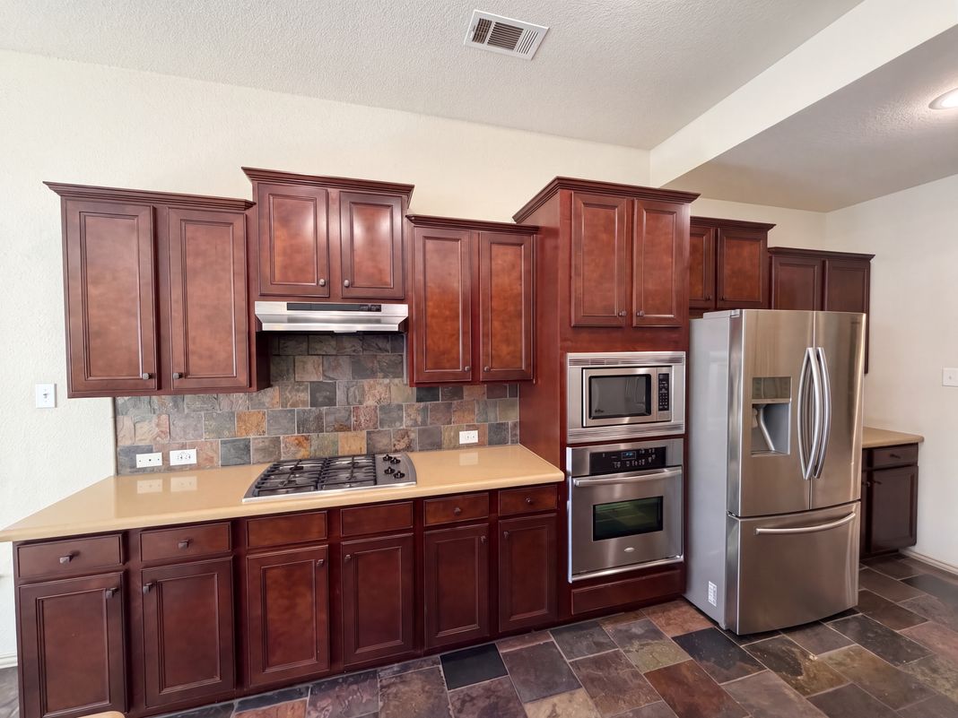Property photo 2 of 8152 Black Sumac Dr