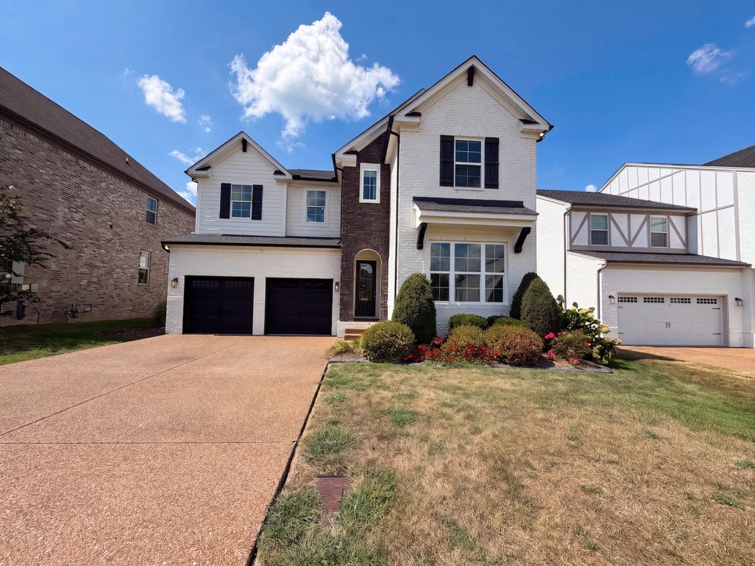 Property photo 1 of 1113 McClellan Ln