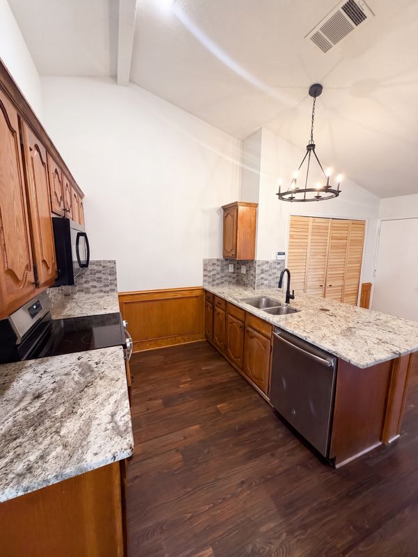 Property photo 2 of 6808 Younger Dr
