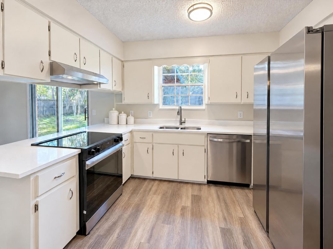 Property photo 3 of 13632 Lanier Rd