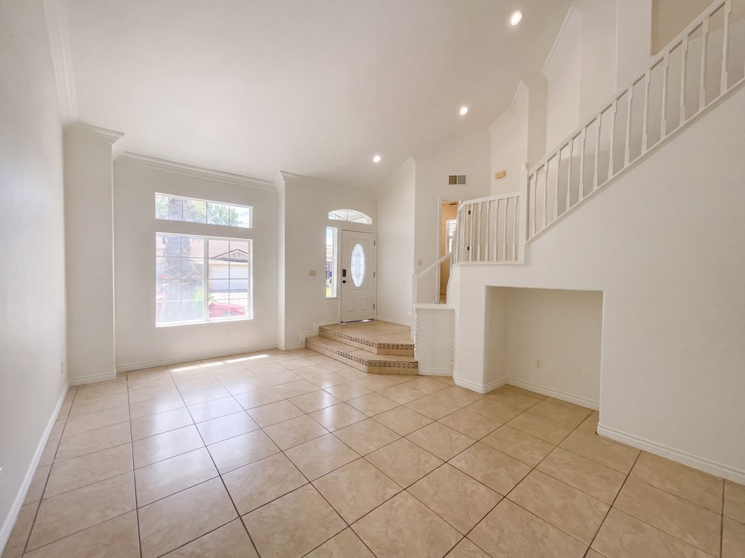Property photo 3 of 3001 Tourmaline Way