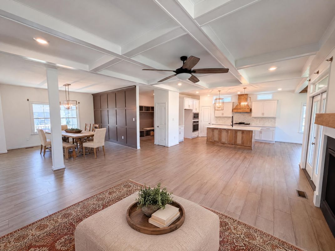 Property photo 3 of 6813 Cove Creek Ct