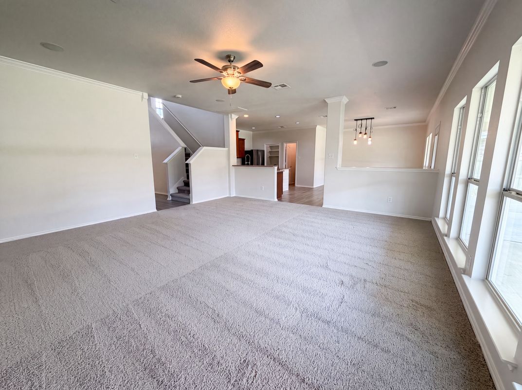 Property photo 3 of 142 Snow Owl Holw