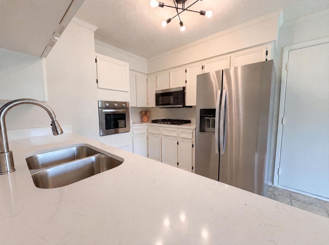 Property photo 2 of 501 E Central Dr