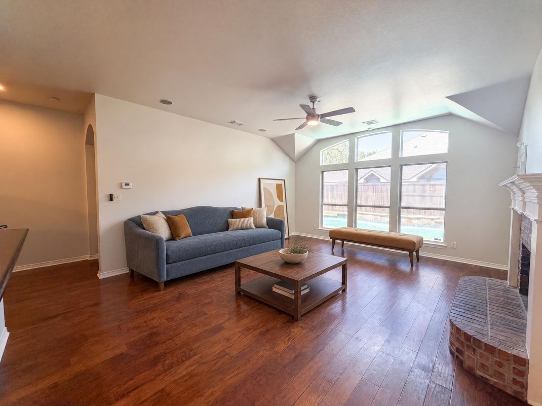 Property photo 3 of 6 Cimarron Ct
