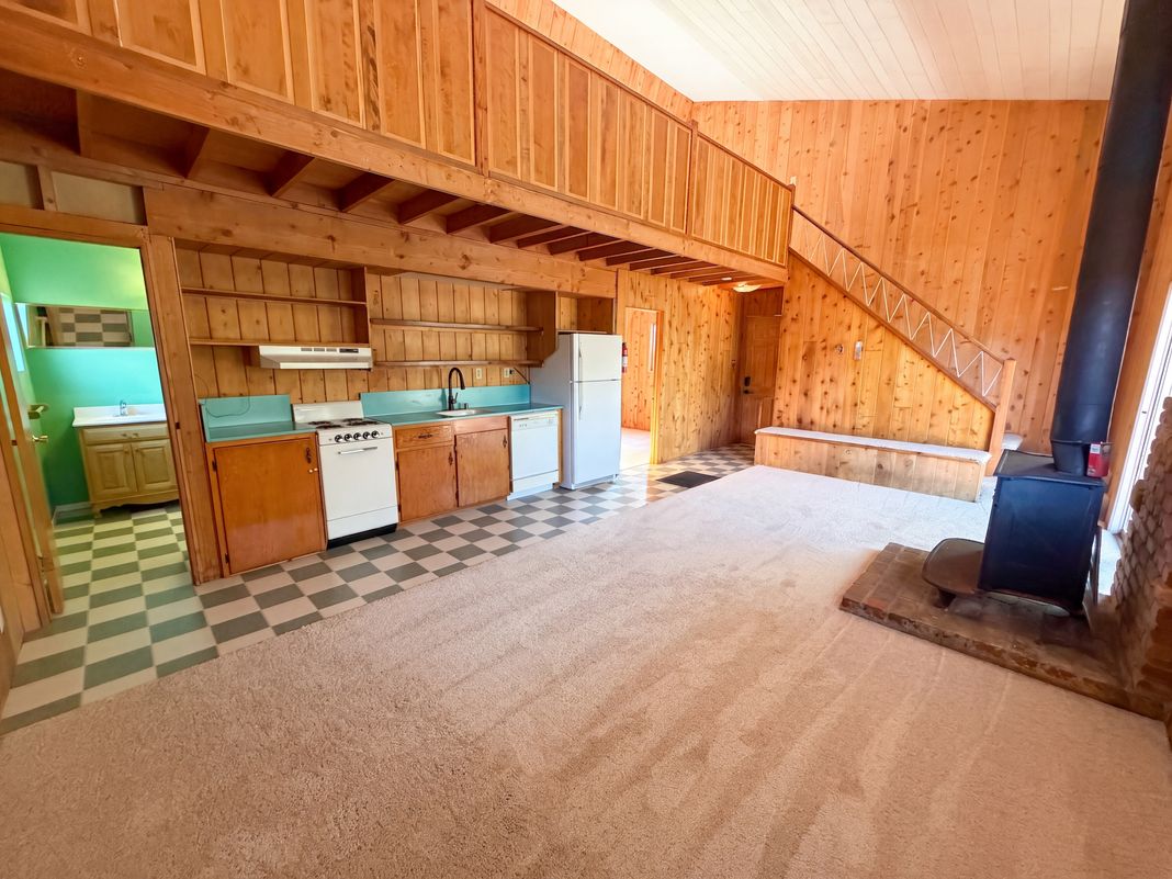 Property photo 2 of 577 Oak Knoll Cir