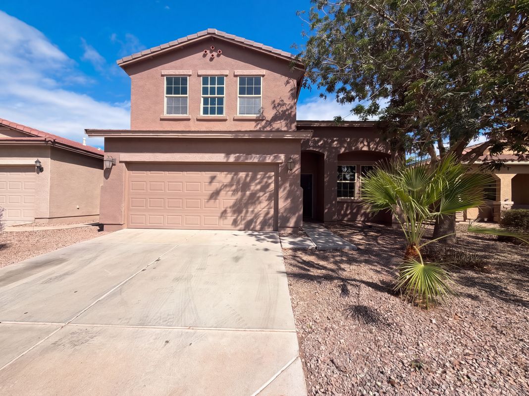 Property photo 1 of 42528 W Somerset Dr