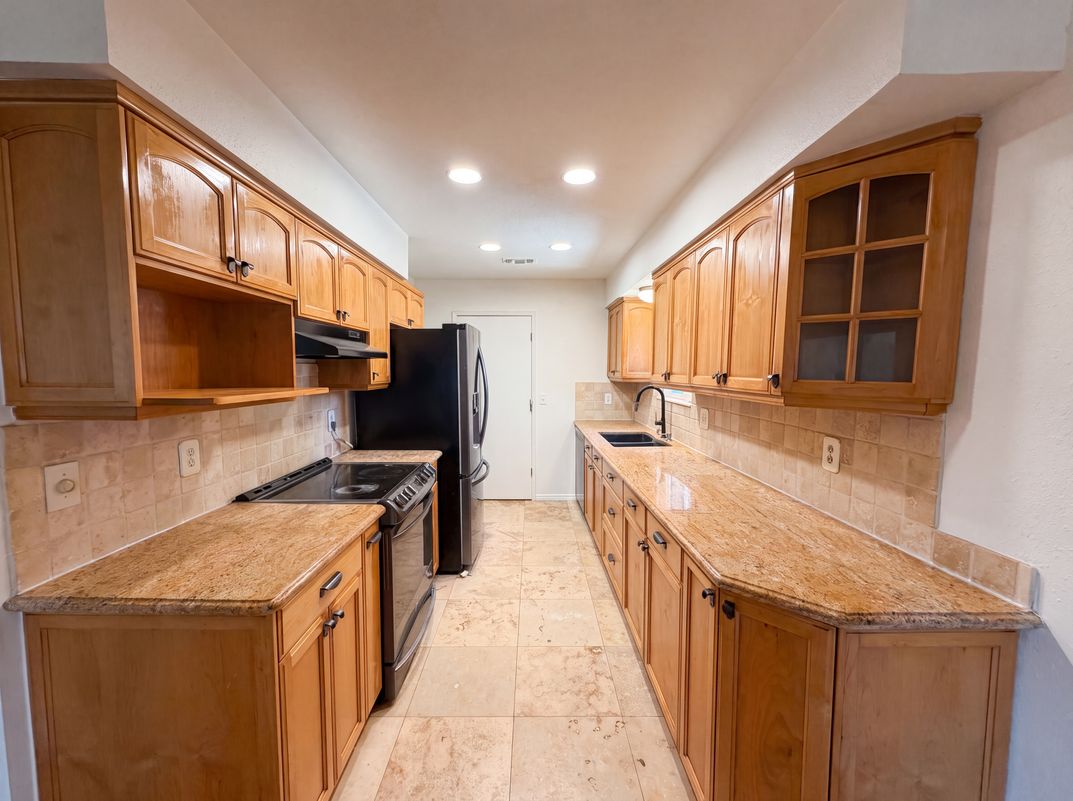 Property photo 2 of 6620 Twining Way