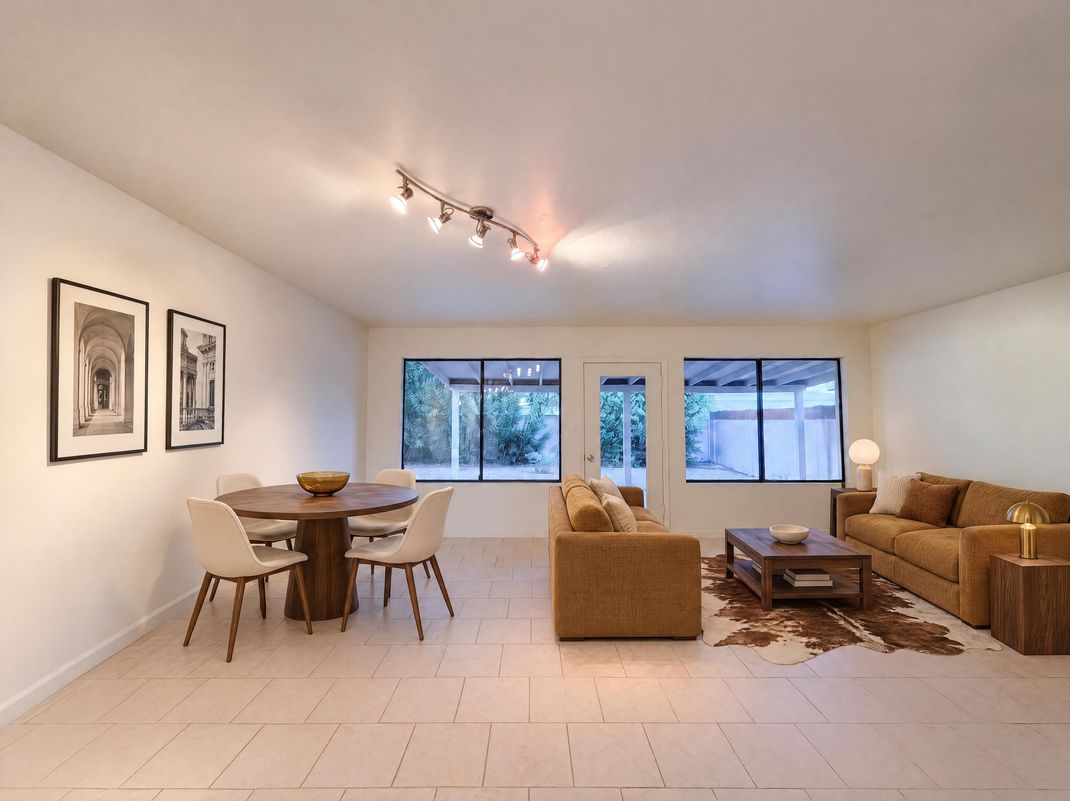 Property photo 3 of 7700 E Meadowbrook Ave