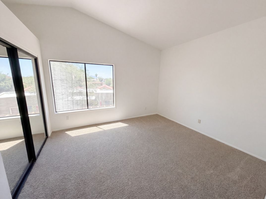 Photo 11 of 21 of 642 W Cassidy Pl, Tucson, AZ