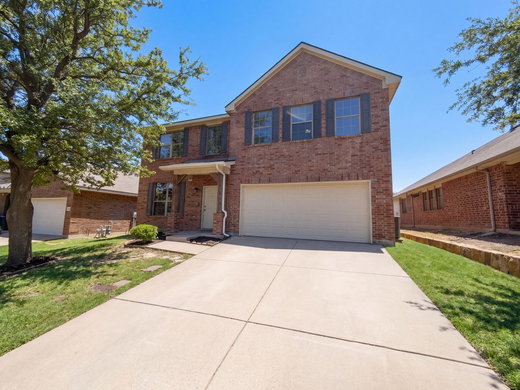 Property photo 1 of 10713 Vista Heights Blvd