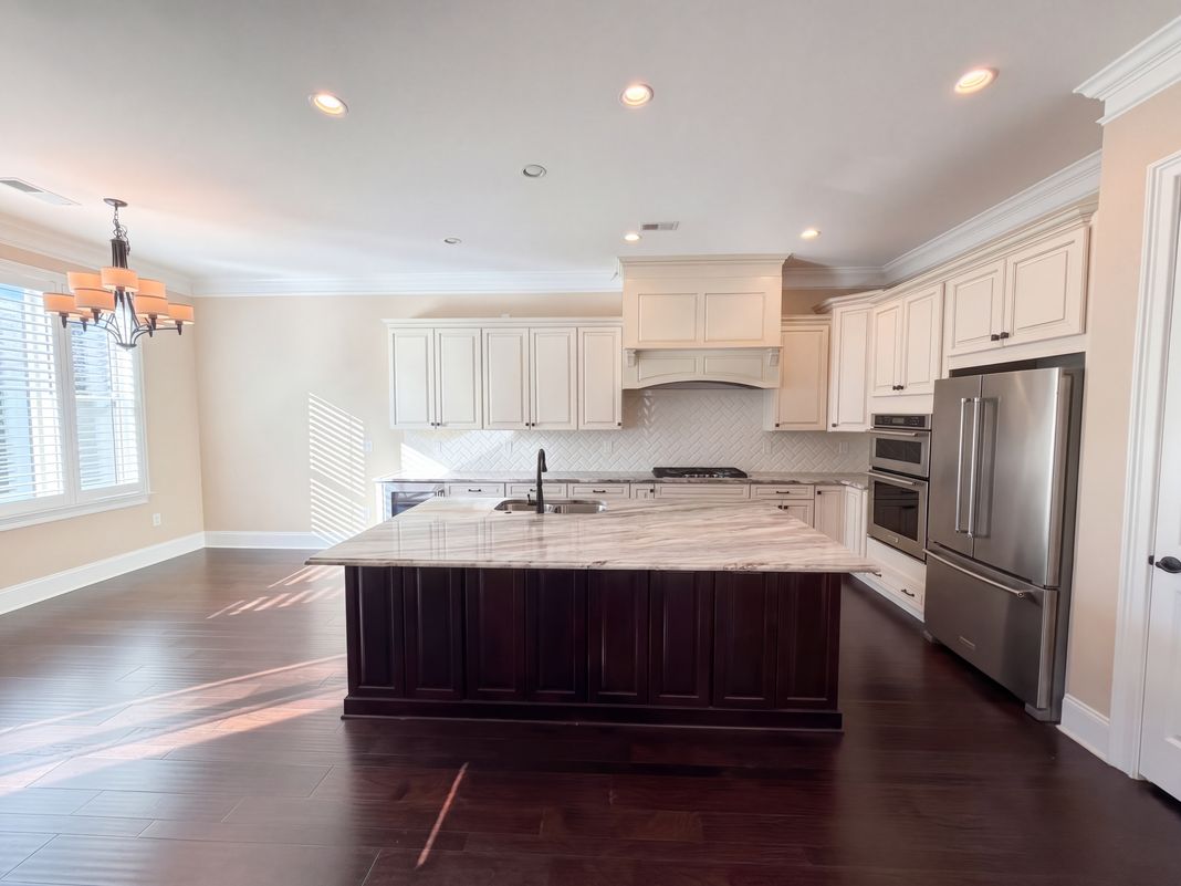 Property photo 2 of 14629 Glen Valley Ct