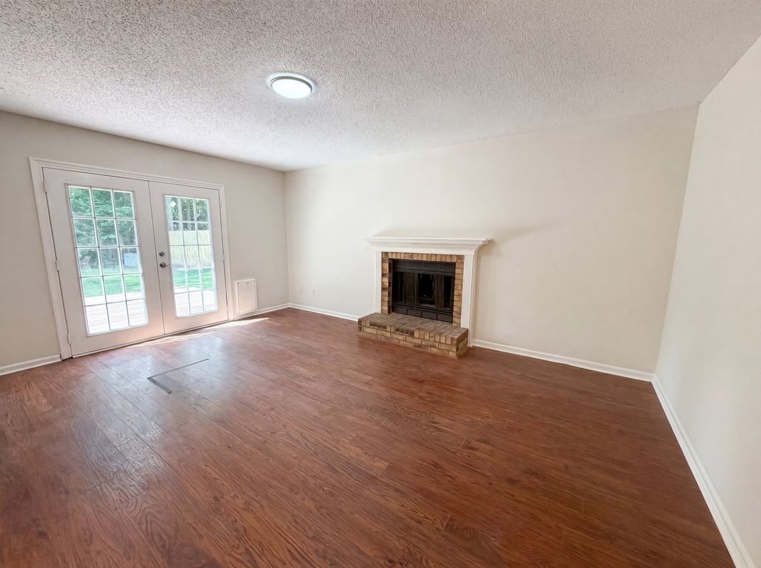 Property photo 3 of 133 Danzid Dr
