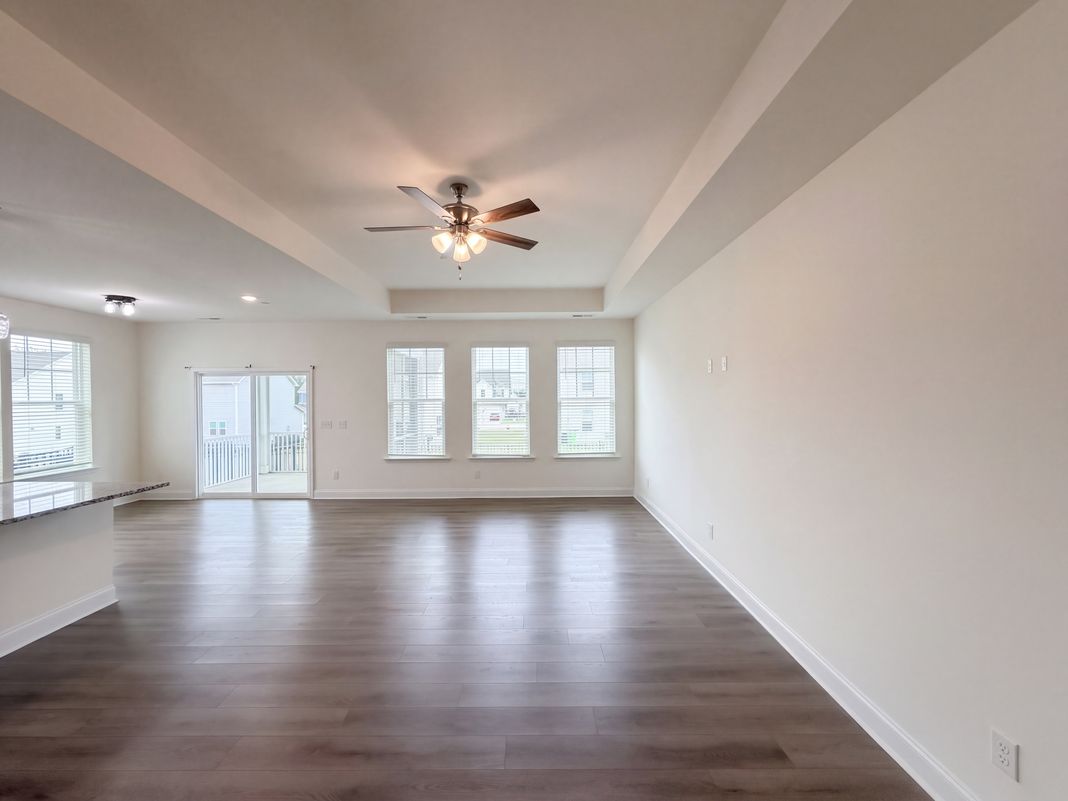Property photo 2 of 1008 Channel Drop Loop