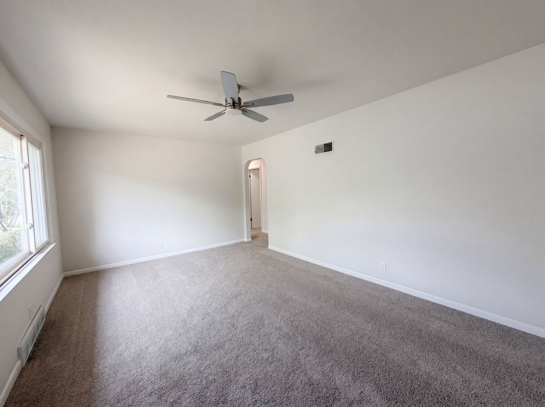 Property photo 3 of 1116 Cunningham Ave
