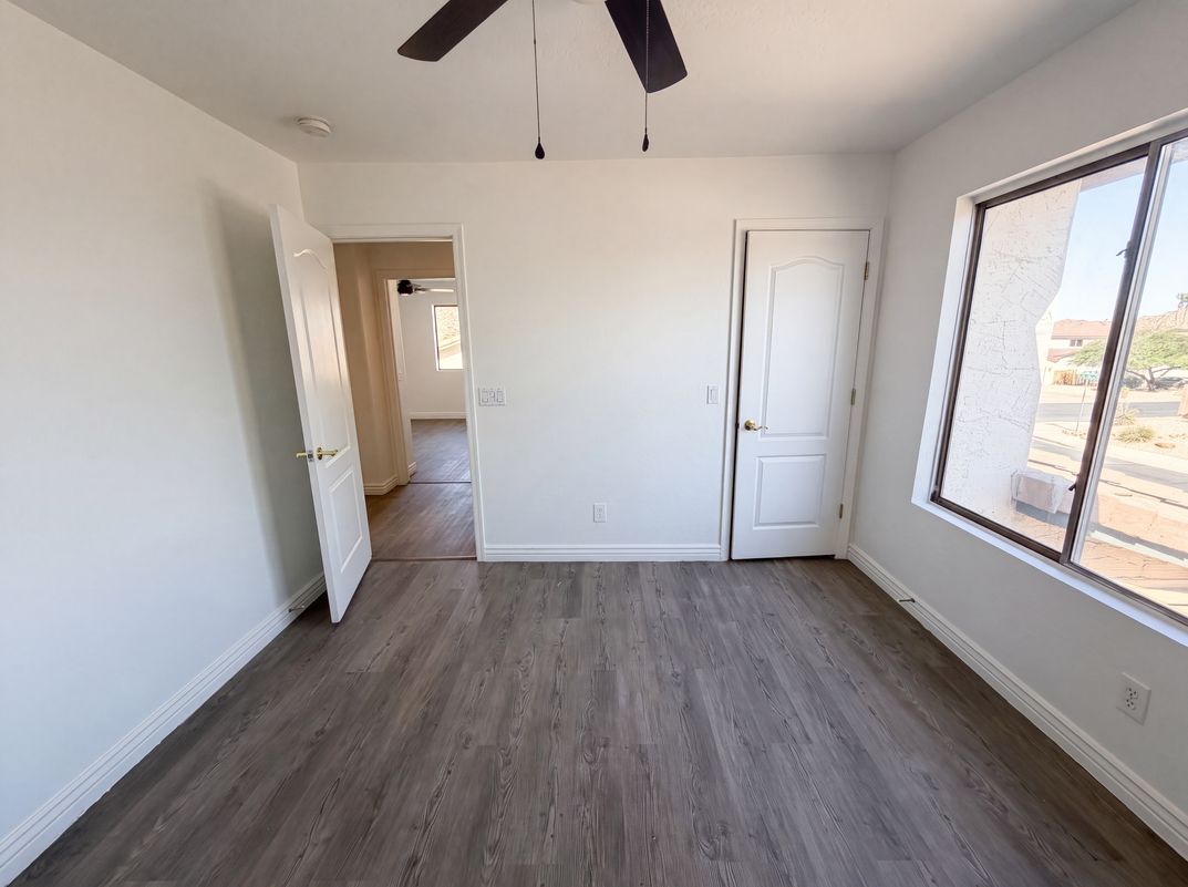 Photo 27 of 35 of 17645 W Hale Bopp Dr, Goodyear, AZ