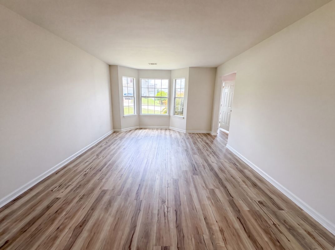 Photo 9 of 23 of 401 Callaway Ln, Conyers, GA
