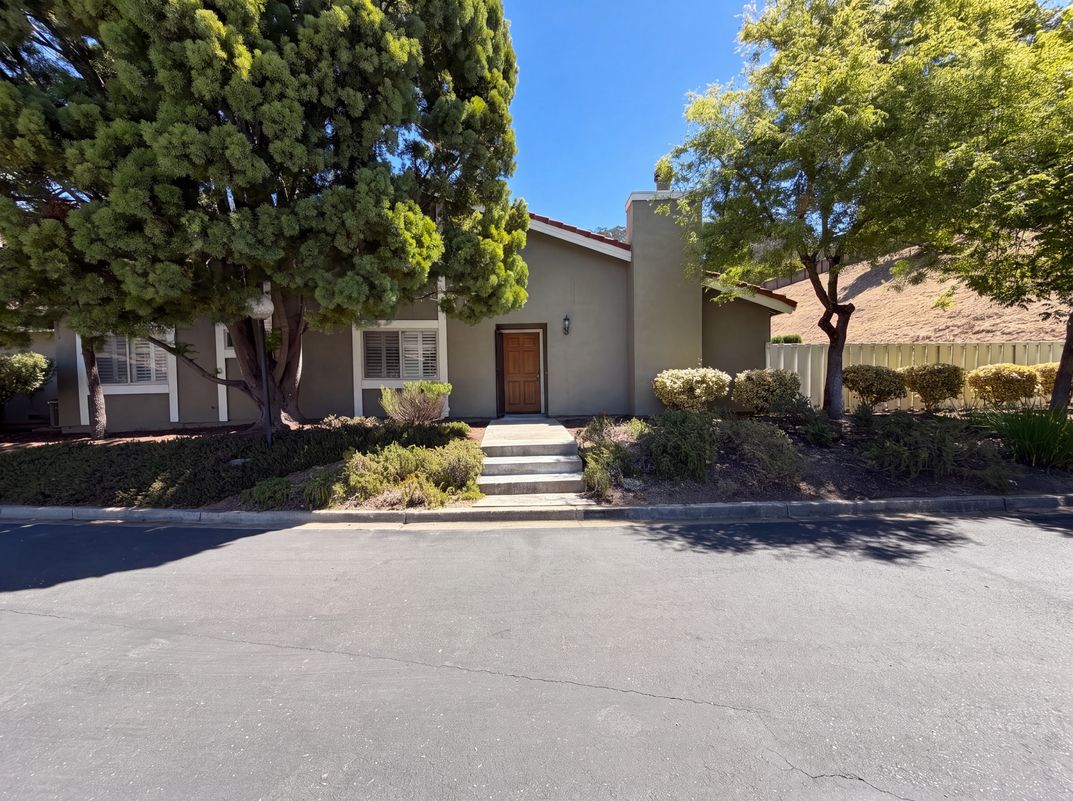 Property photo 1 of 123 Ironwood