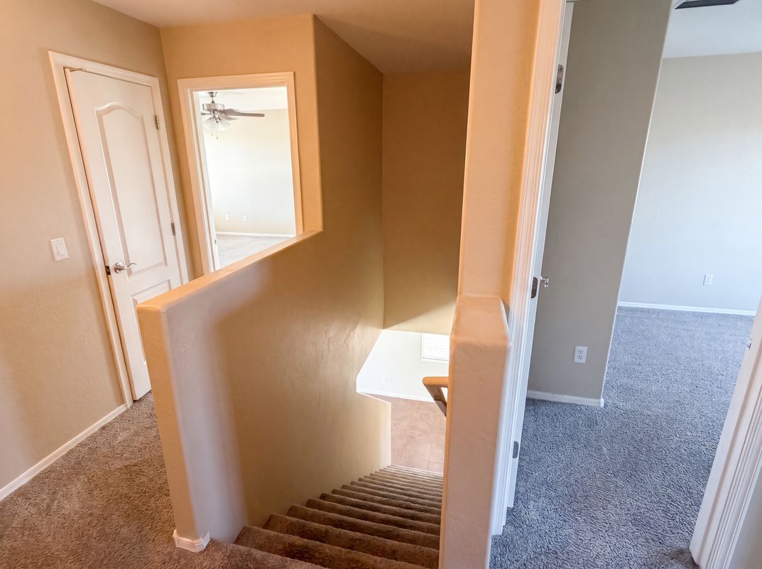 Photo 11 of 24 of 17533 W Mandalay Ln, Surprise, AZ