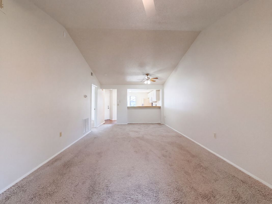 Property photo 3 of 3803 60th St W