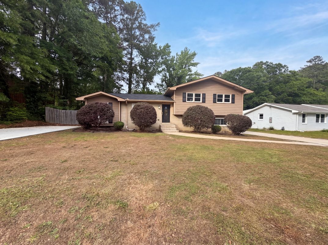 Property photo 1 of 6330 Tahoe Dr
